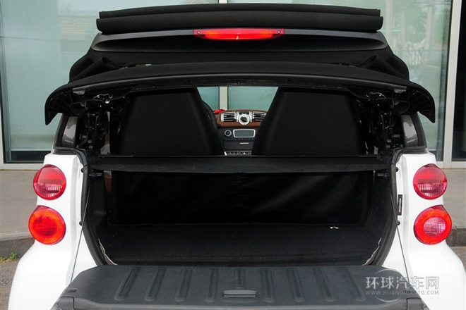 2014款 1.0 MHD 敞篷BoConcept特別版