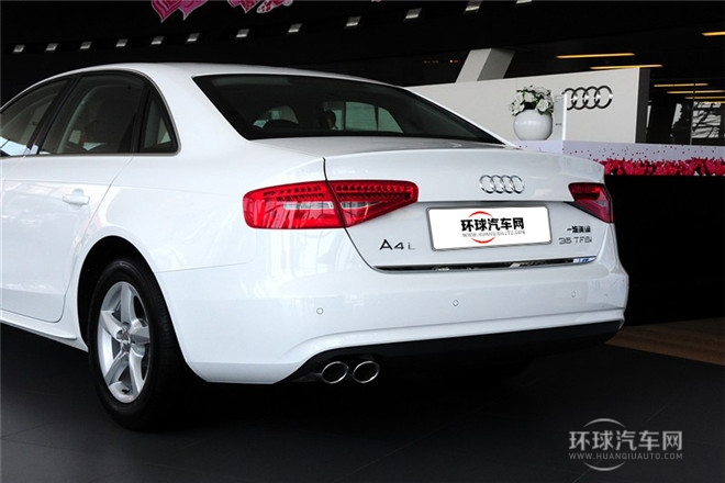 2015款 35 TFSI 自動(dòng)標(biāo)準(zhǔn)型