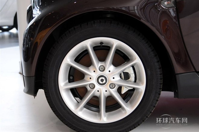 2013款 1.0 MHD 硬頂巧克力特別版