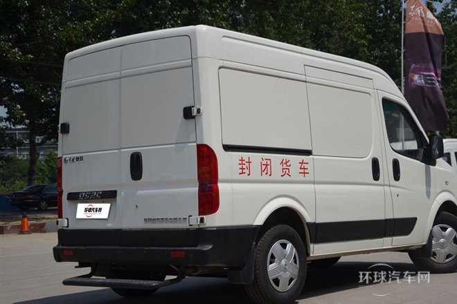 2014款 3.0T廂貨車短軸中頂ZD30