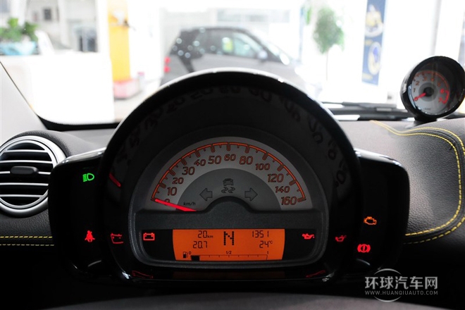 2013款 1.0T 硬頂城市游俠特別版