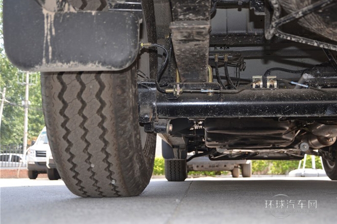 2014款 3.0T領(lǐng)尊版中軸高頂ZD30