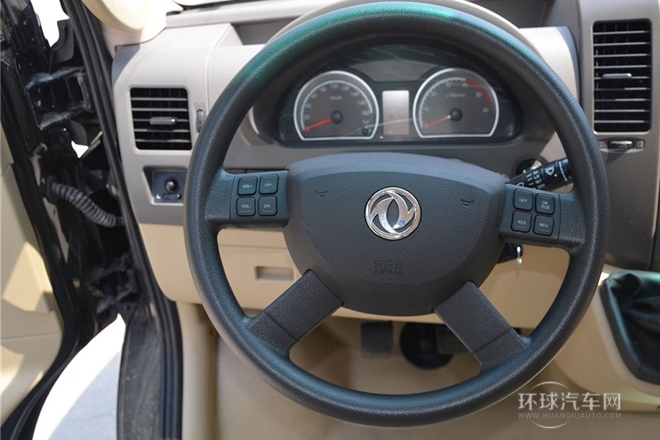 2014款 3.0T領尊版中軸高頂ZD30