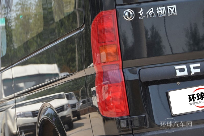 2014款 3.0T領尊版中軸高頂ZD30