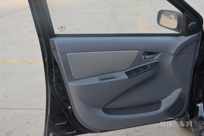 2013款 1.5L 手動尊貴型