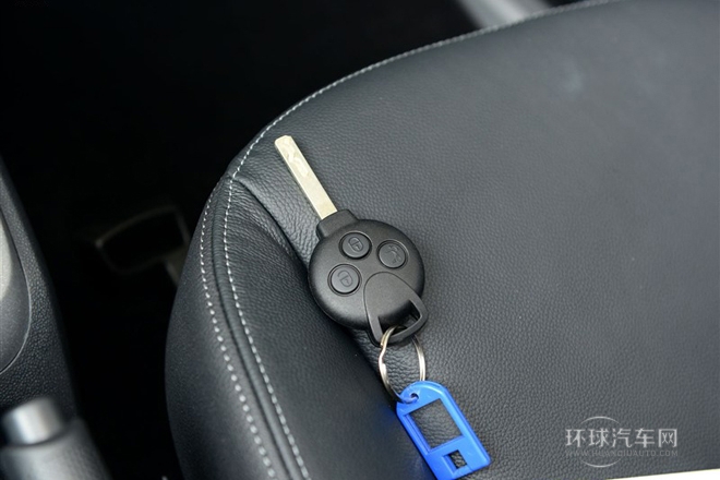 2013款 1.0T 敞篷激情版