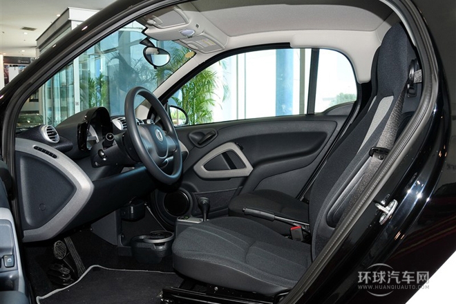 2012款 1.0 MHD 硬頂標準版