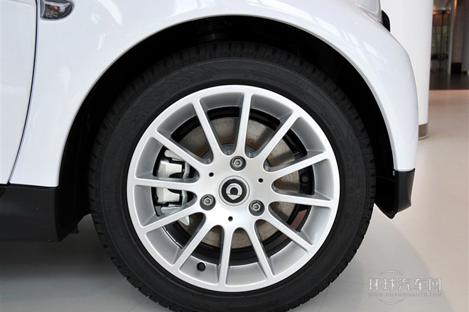 2012款 1.0 MHD 硬頂舒適版