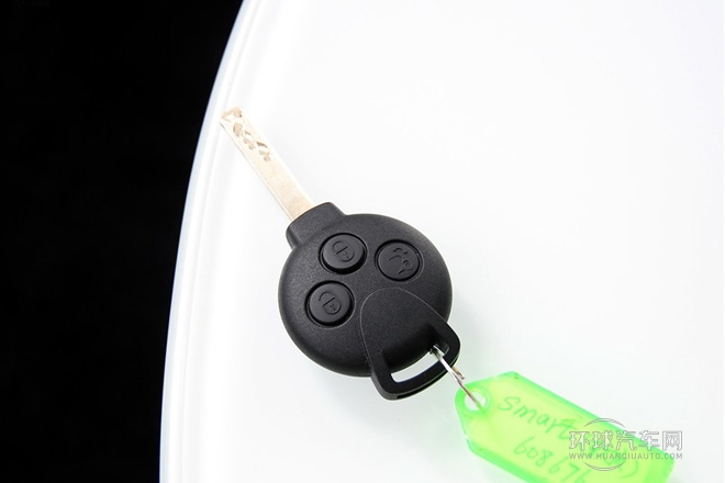 2012款 1.0 MHD 敞篷激情版