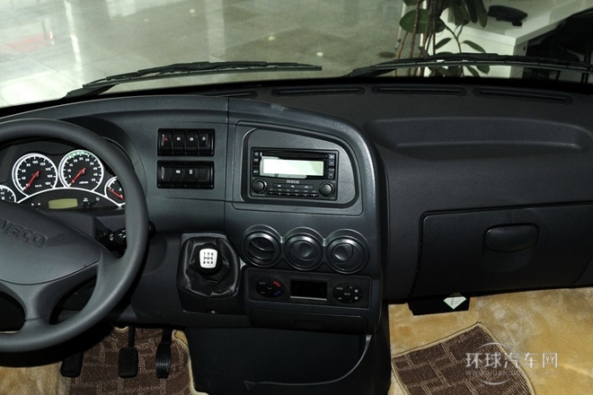 2009款 3.0T-A42基本型高頂