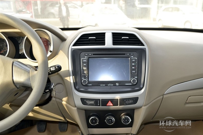 2012款 1.6L 手動5門豪華型