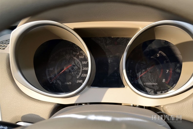 2012款 1.6L 手動5門豪華型