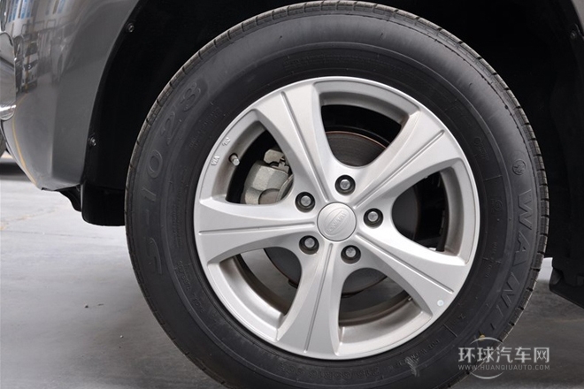 2013款 1.8L 自動5門舒適型