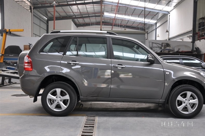 2013款 1.8L 自動5門舒適型