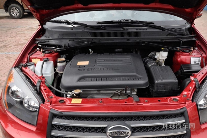 2013款 1.8L 自動5門標(biāo)準(zhǔn)型