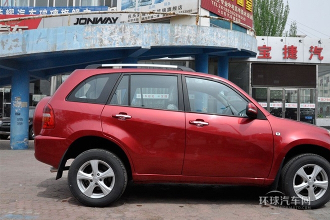 2013款 1.8L 自動5門標(biāo)準(zhǔn)型