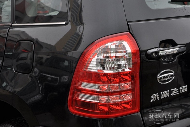 2013款 1.6L 手動5門舒適型