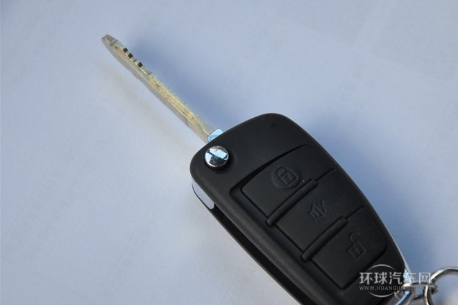 2013款 1.6L 手動5門標(biāo)準(zhǔn)型