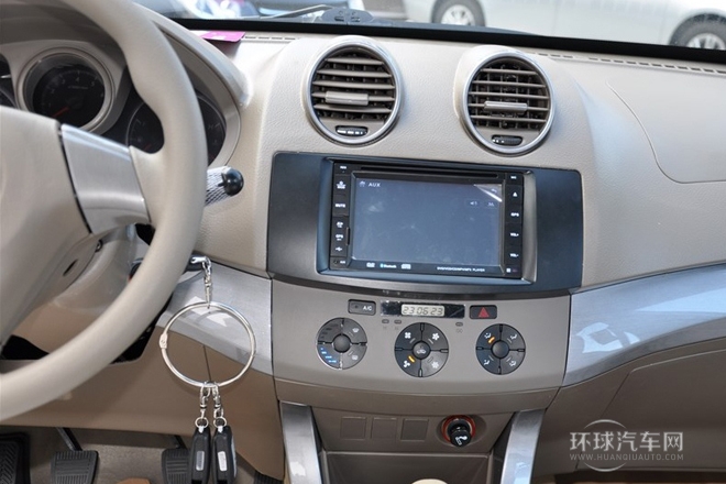 2013款 1.6L 手動5門標準型