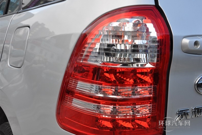 2013款 1.6L 手動5門標準型