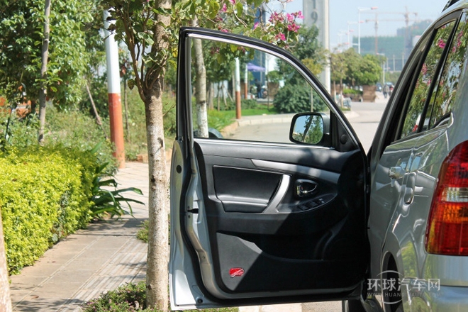 2012款 改款 1.6L 手動標準型