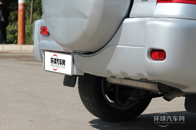 2012款 改款 1.6L 手動(dòng)標(biāo)準(zhǔn)型