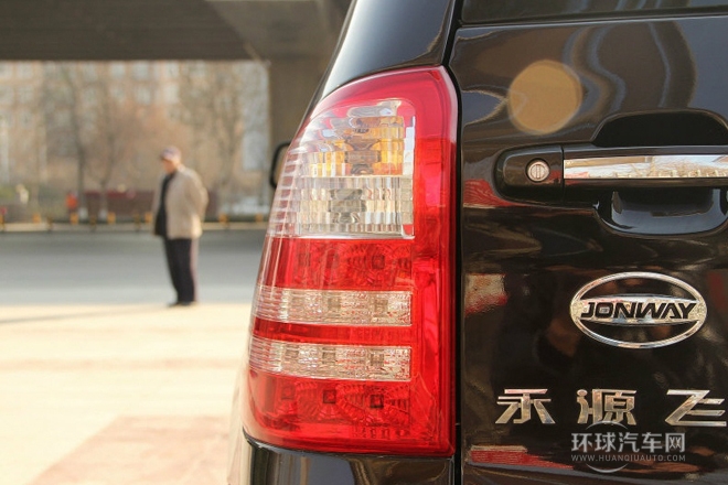 2012款 改款 1.8L 自動(dòng)豪華型