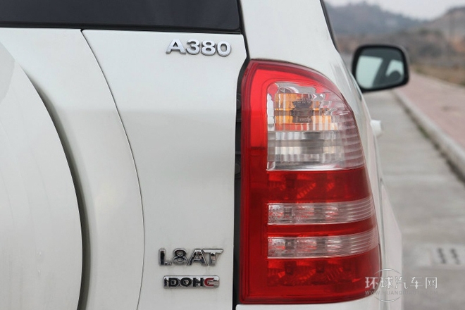 2012款 改款 1.8L 自動標準型