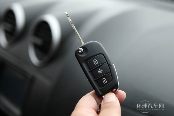 2012款 1.8L 自動舒適型