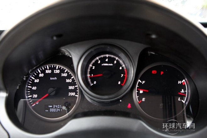 2012款 1.8L 自動舒適型