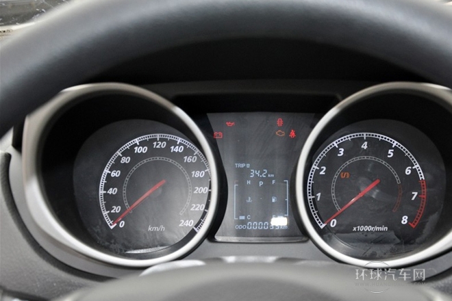 2012款 1.8L 自動天窗型