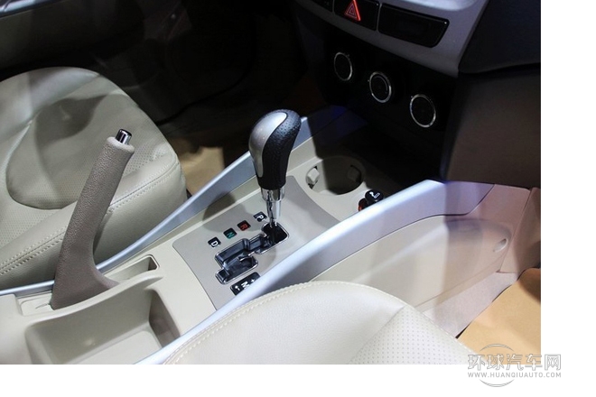 2013款 1.8L 自動標準型