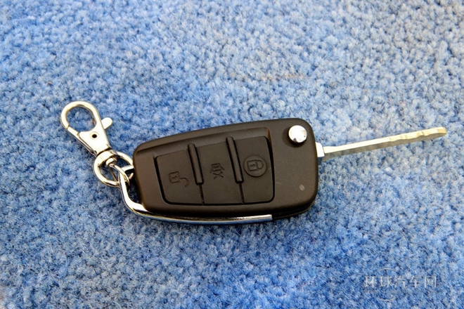 2013款 1.6L 手動豪華型