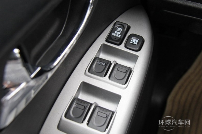 2013款 1.6L 手動豪華型