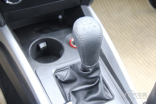 2013款 1.6L 手動豪華型