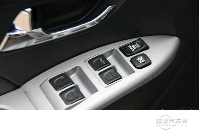 2013款 1.6L 手動舒適型