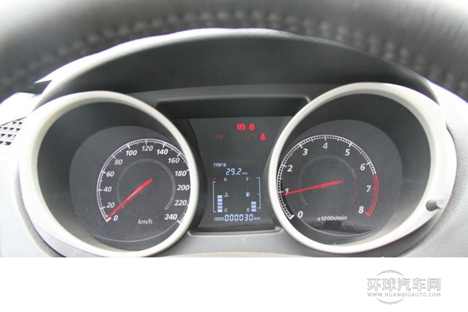 2013款 1.6L 手動舒適型