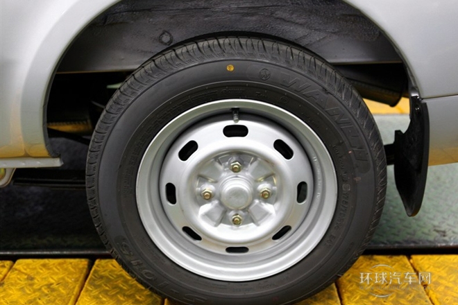 2012款 1.1L豪華型