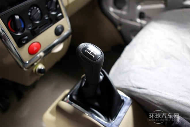 2012款 1.1L豪華型