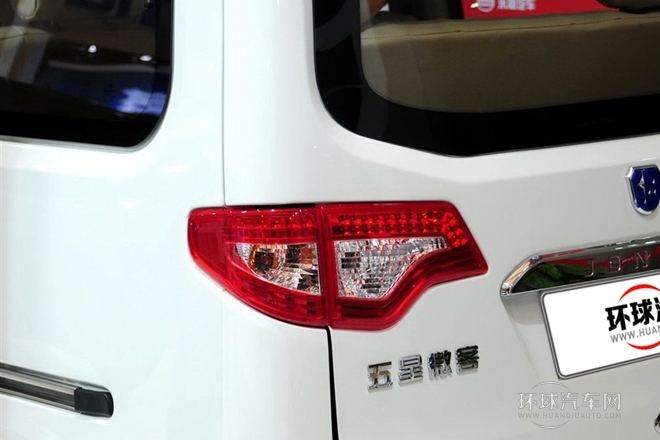 2012款 1.1L豪華型