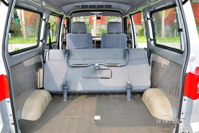 2012款 1.1L舒適型