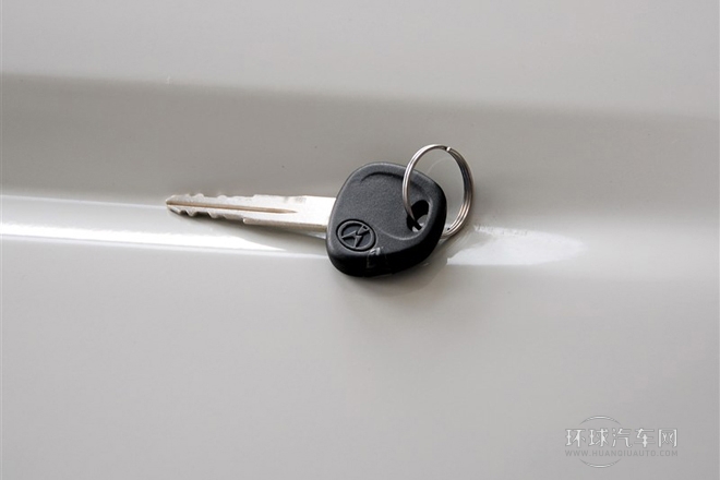 2012款 1.5L 手動(dòng)