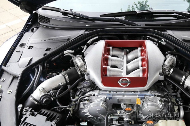 2015款 3.8T 動(dòng)感酷黑內(nèi)飾版