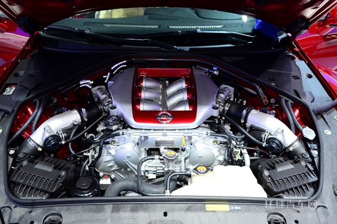 2015款 3.8T 時尚米白內飾版