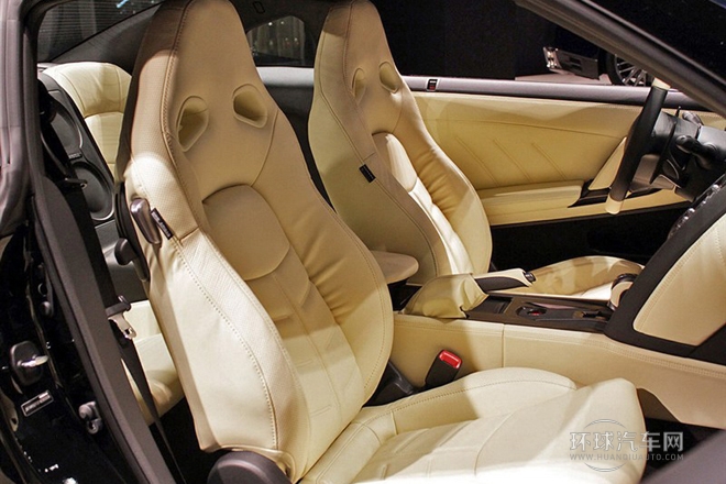 2015款 3.8T 時尚米白內飾版