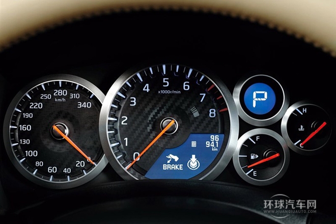 2015款 3.8T 時尚米白內飾版