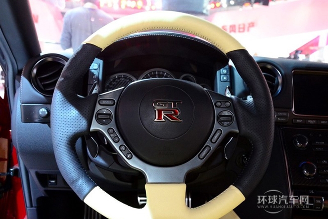 2015款 3.8T 時尚米白內飾版