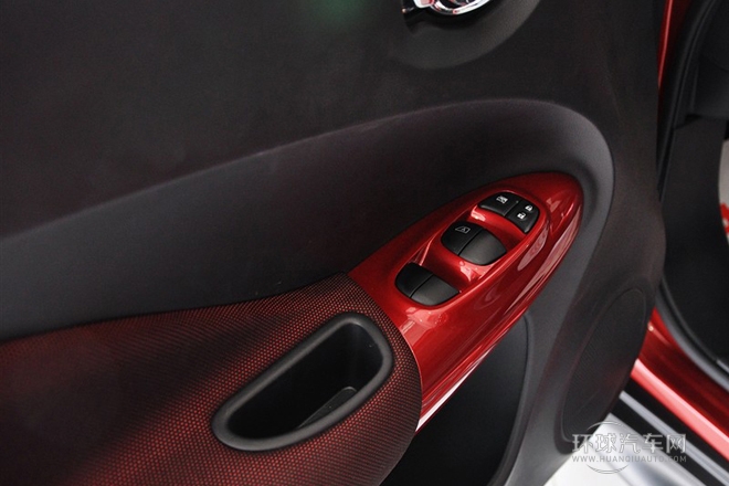 2012款 1.6T 自動(dòng) SV 領(lǐng)先款