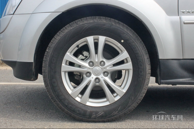 2011款 2.0T 兩驅精英導航版