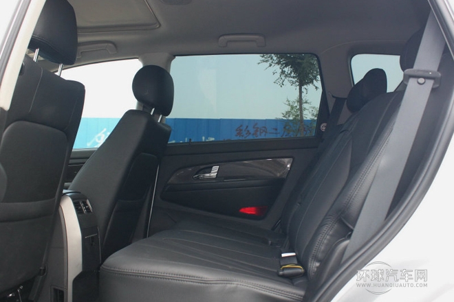 2011款 2.0T 兩驅精英導航版